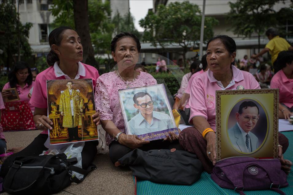 Tayland Kralı Bhumibol hayatını kaybetti