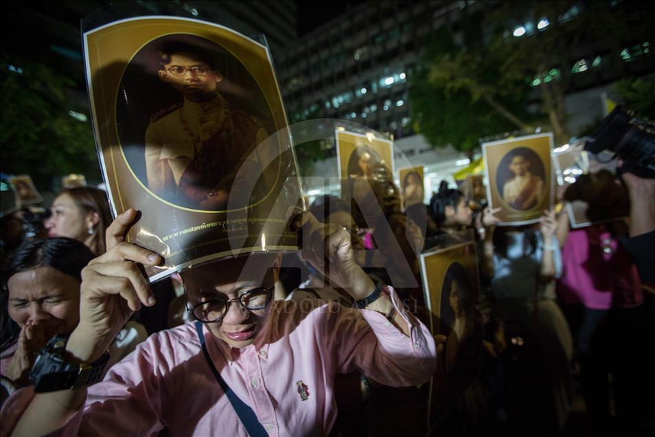 Tayland Kralı Bhumibol hayatını kaybetti
