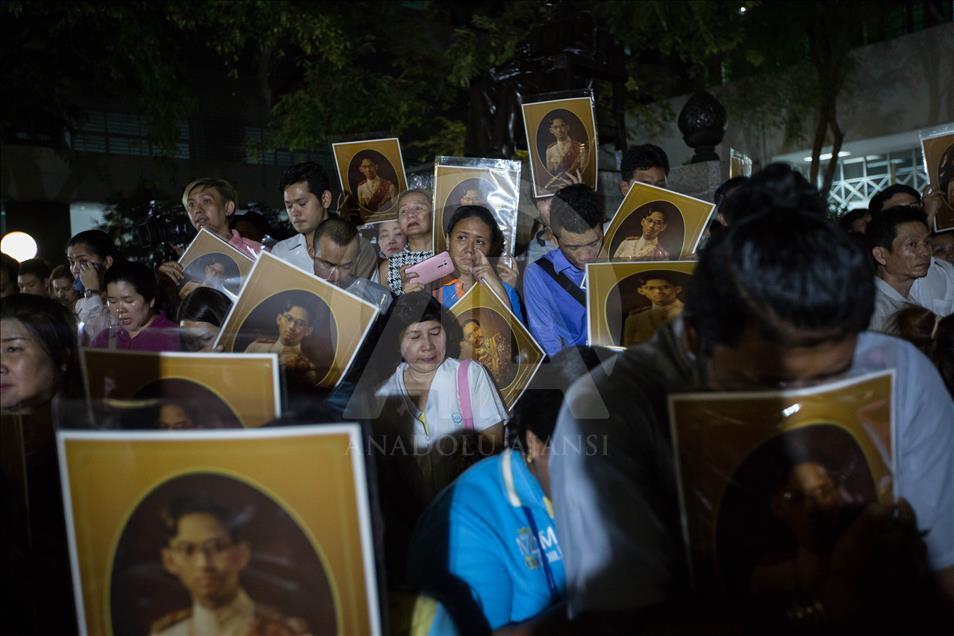 Tayland Kralı Bhumibol hayatını kaybetti