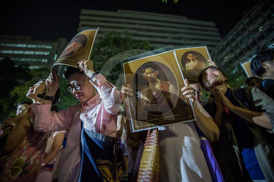 Tayland Kralı Bhumibol hayatını kaybetti