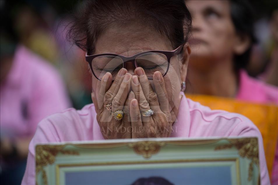 Tayland Kralı Bhumibol hayatını kaybetti