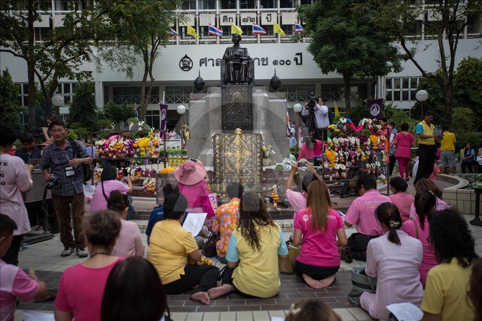 Tayland Kralı Bhumibol hayatını kaybetti