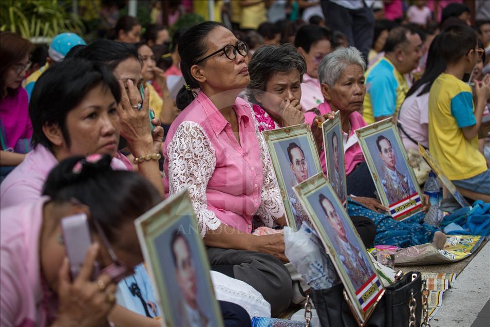Tayland Kralı Bhumibol hayatını kaybetti