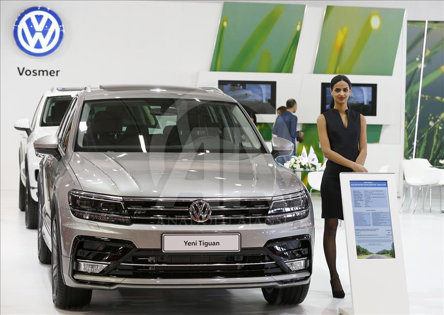 İzmir Otoshow Fuarı açıldı