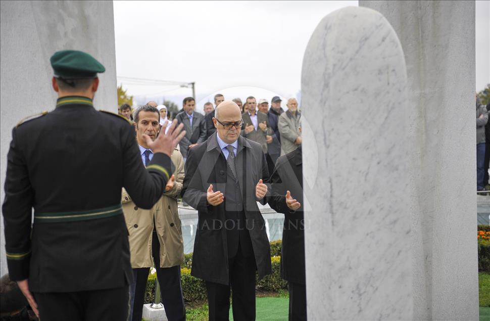"Bilge Kral" kabri başında anıldı