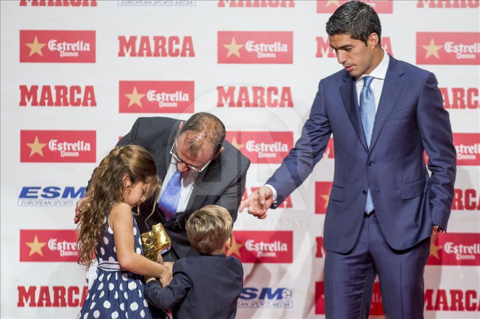Luis Suarez wins the European Golden Boot