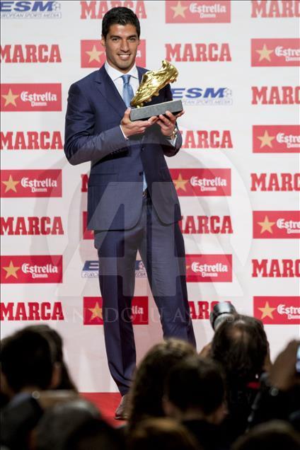 Luis Suarez wins the European Golden Boot