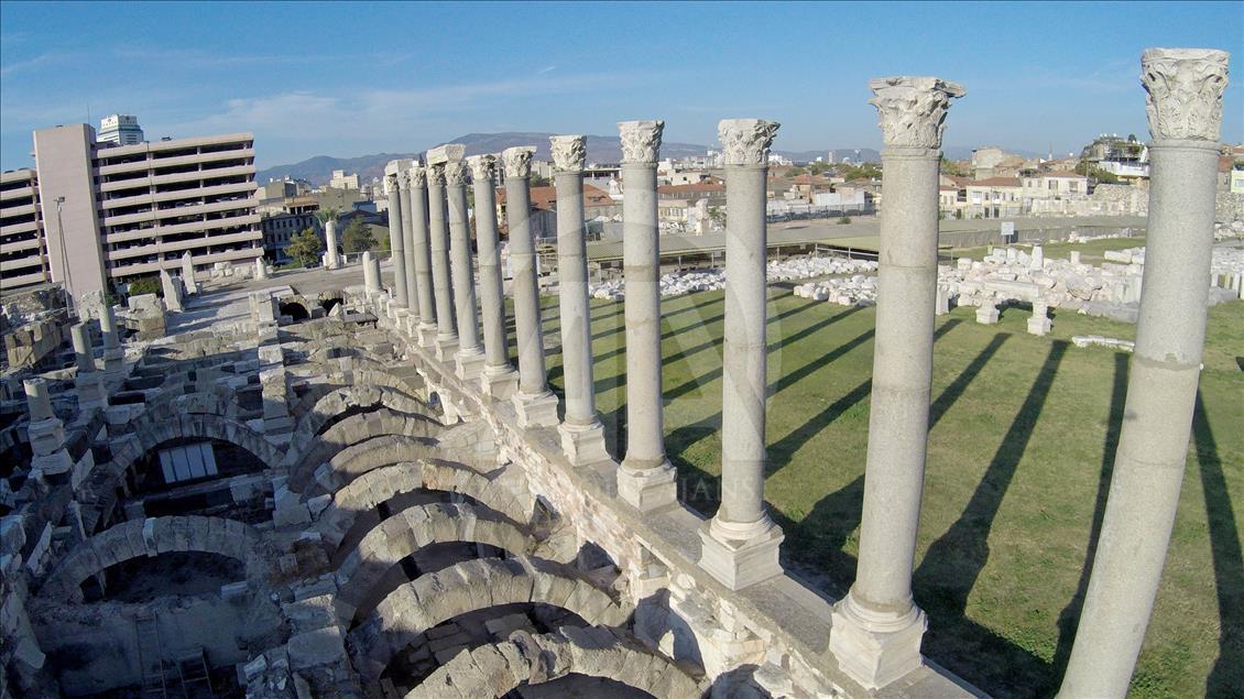 İzmir'in son antik kenti: "Smyrna Agorası"