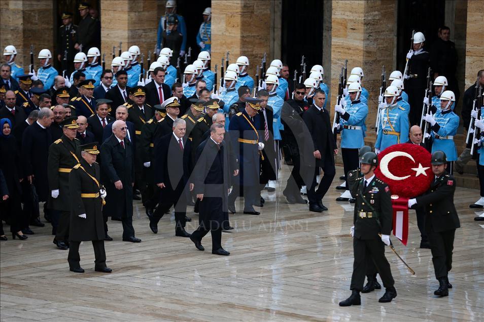 Republika Turska slavi 93. rođendan: Erdogan položio cvijeće u Ataturkovom mauzoleju