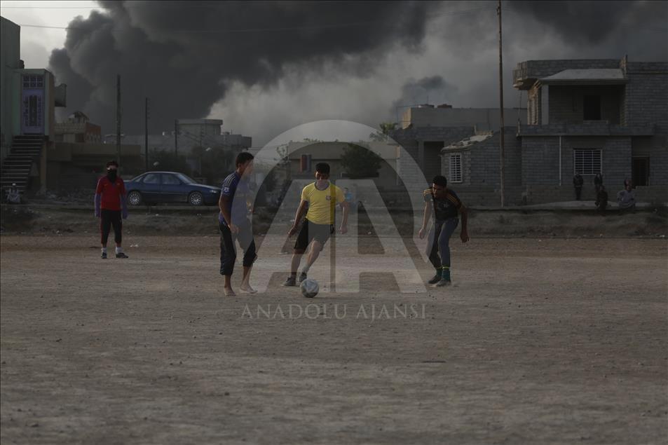 Kayyara'da savaşın gölgesinde futbol