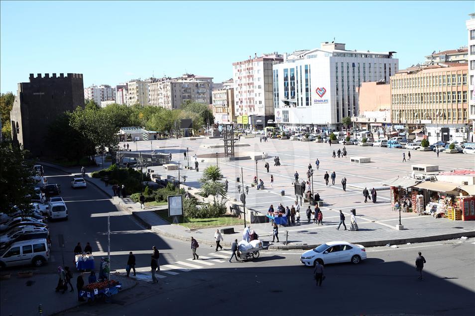 Diyarbakırlılar belediyeye yapılan görevlendirmeden umutlu