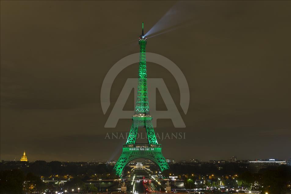 Paris yeşile büründü