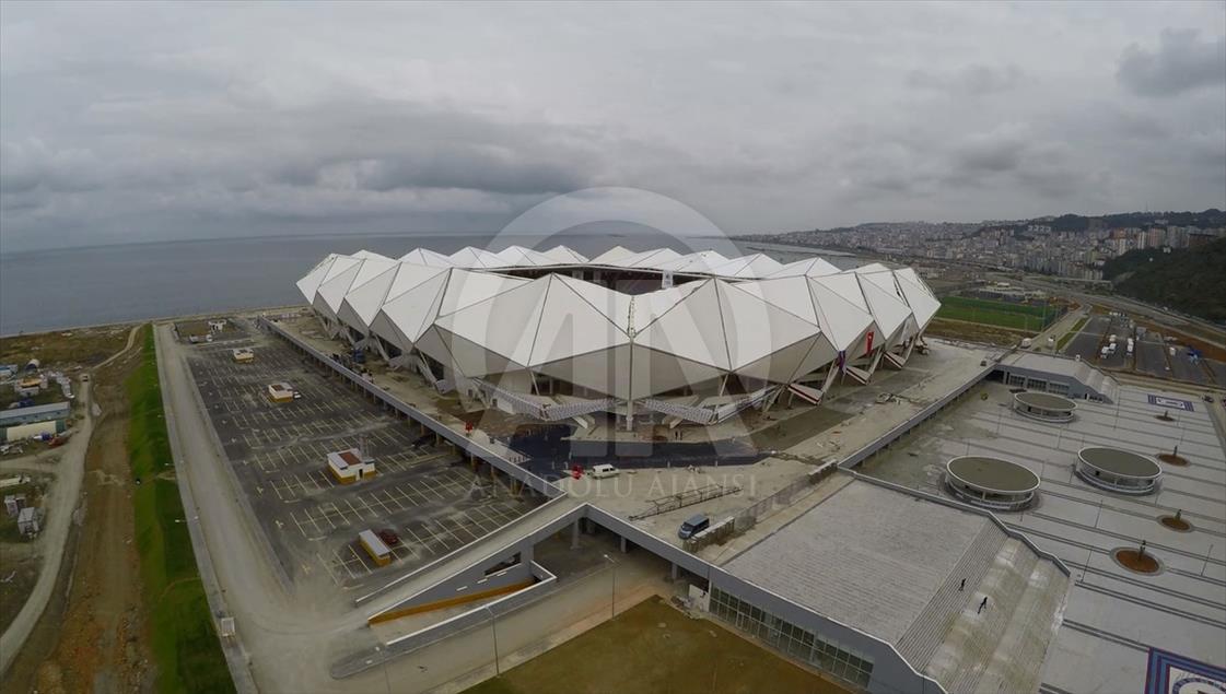 Akyazı Stadı tamamlanıyor