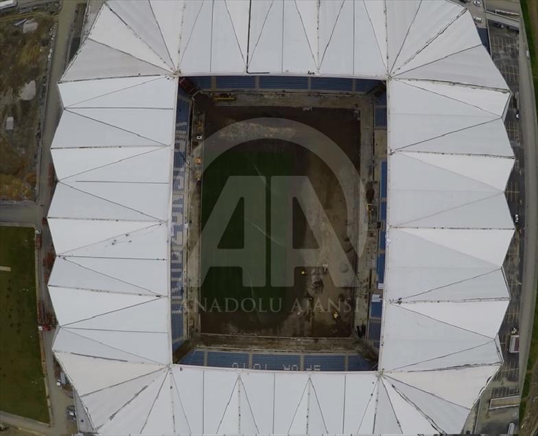 Akyazı Stadı tamamlanıyor