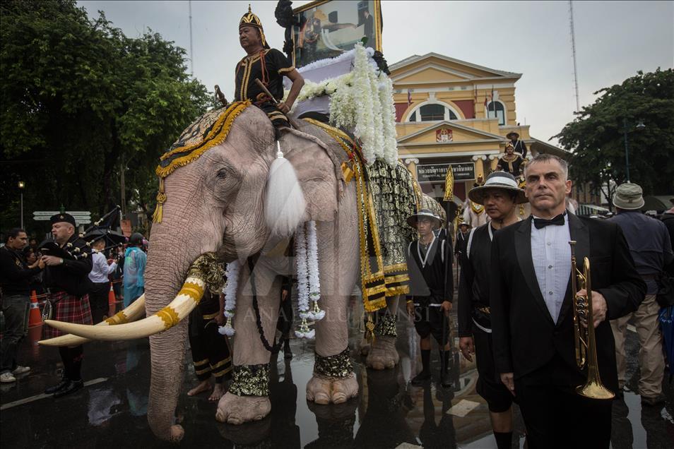 White elephants, mahouts pay respects to late Thai king