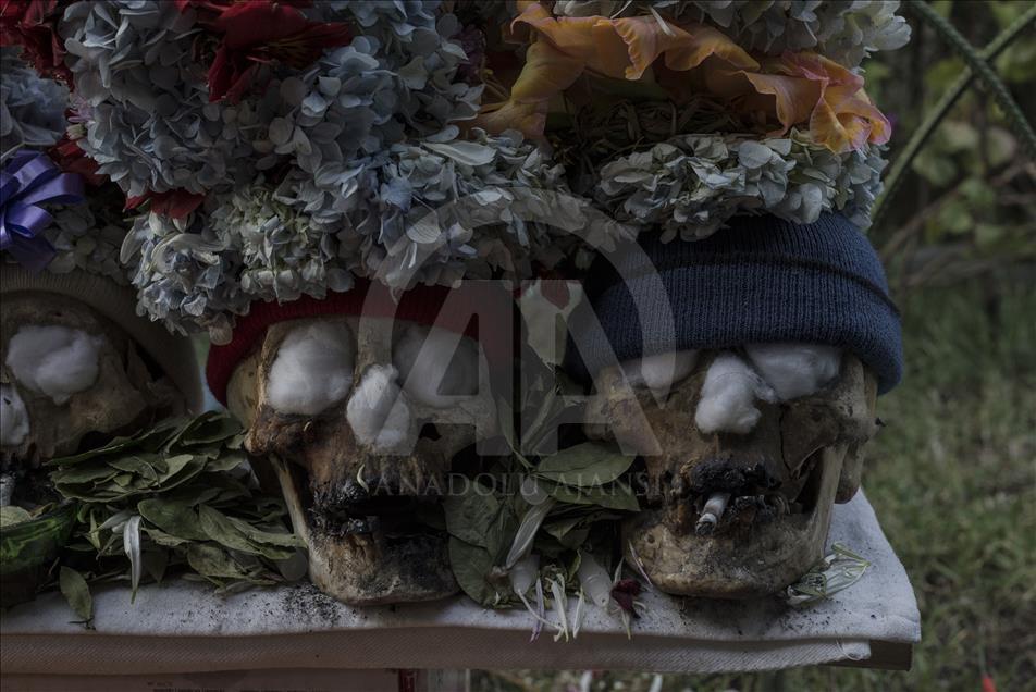 Feast of Las Natitas in Bolivia 