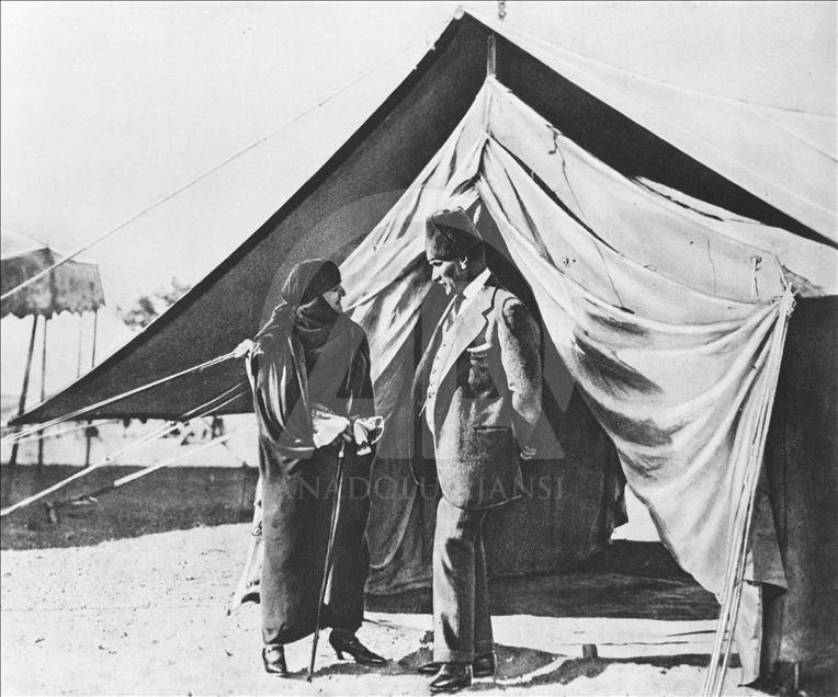 Büyük Önder Atatürk'ü anıyoruz