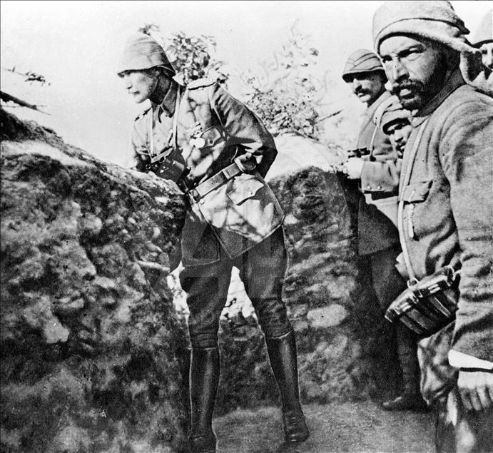 Büyük Önder Atatürk'ü anıyoruz