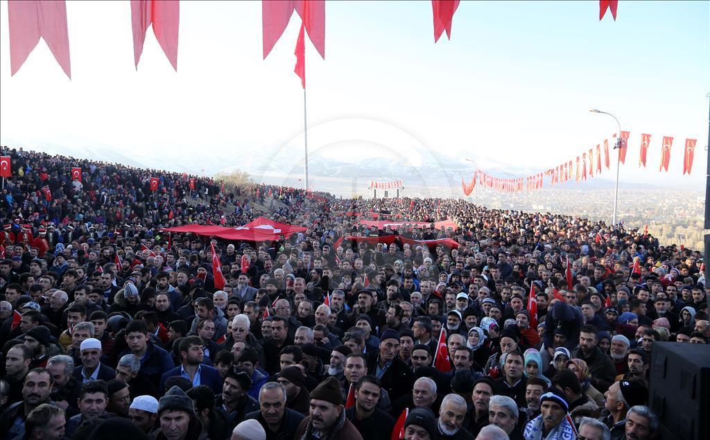Erzurum'da binler tarihine yürüdü