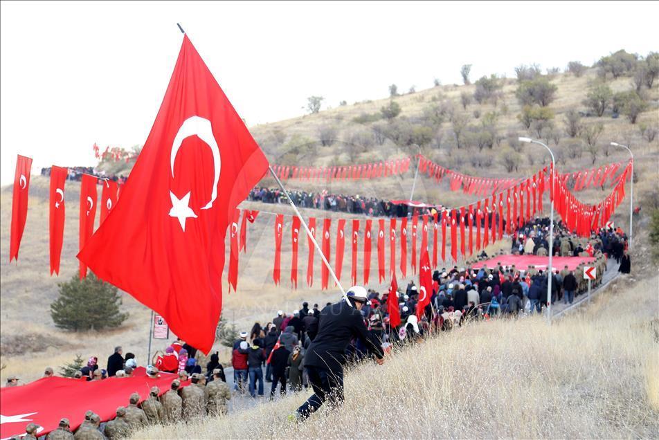 Erzurum'da binler tarihine yürüdü