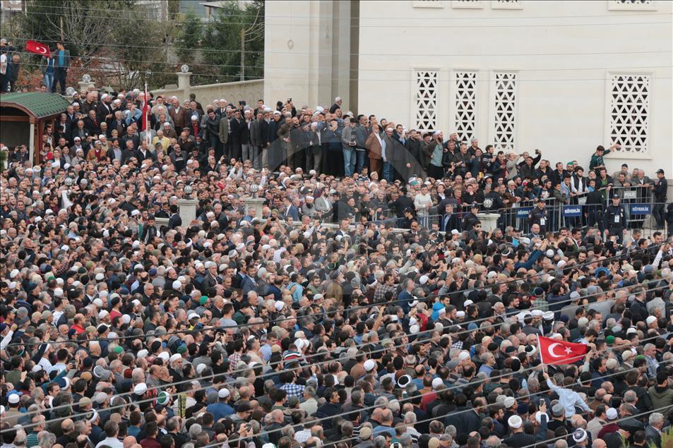 Şehit kaymakam son yolculuğuna uğurlanıyor