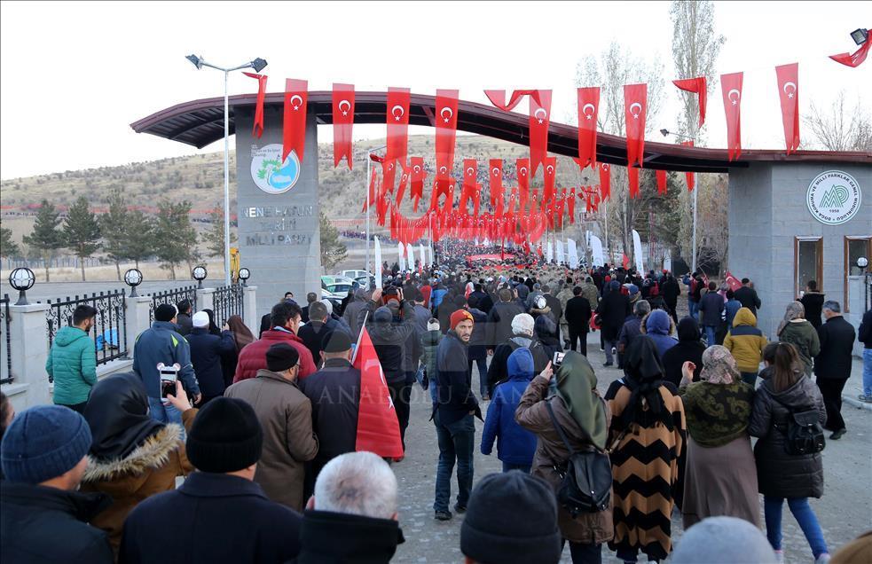 Erzurum'da binler tarihine yürüdü