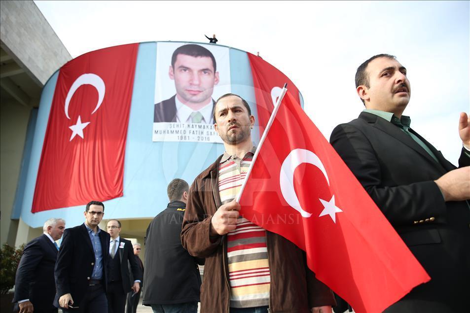 Şehit kaymakam son yolculuğuna uğurlanıyor