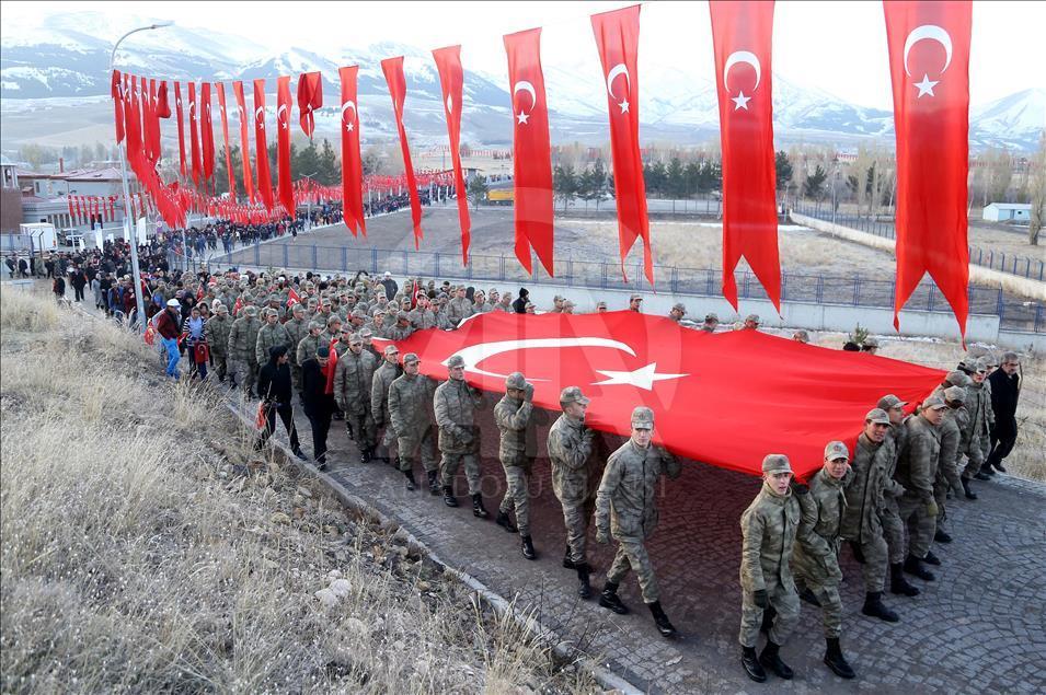 Erzurum'da binler tarihine yürüdü