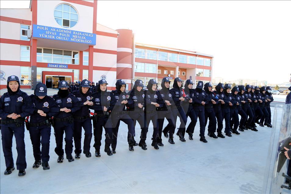 Afgan kadınına Sivas'ta polislik eğitimi