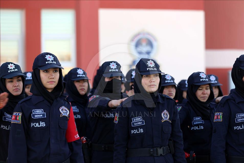 Afgan kadınına Sivas'ta polislik eğitimi