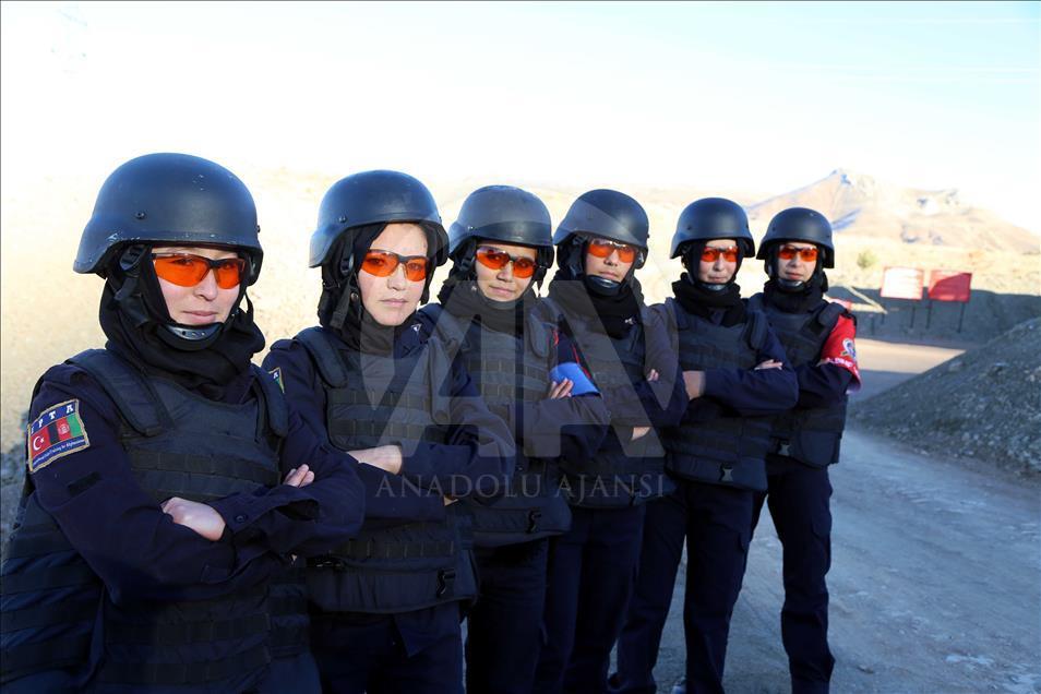 Afgan kadınına Sivas'ta polislik eğitimi