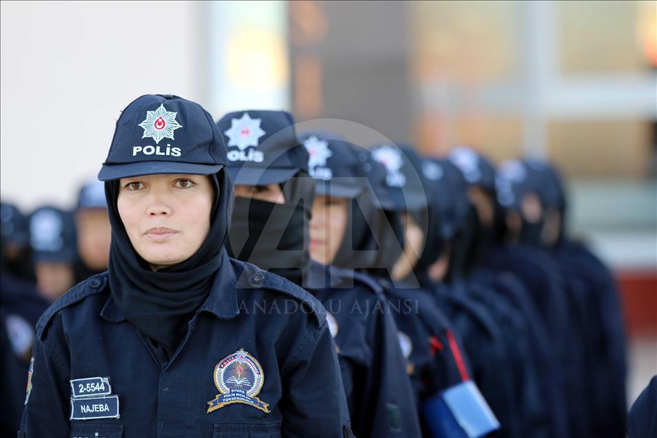 Afgan kadınına Sivas'ta polislik eğitimi