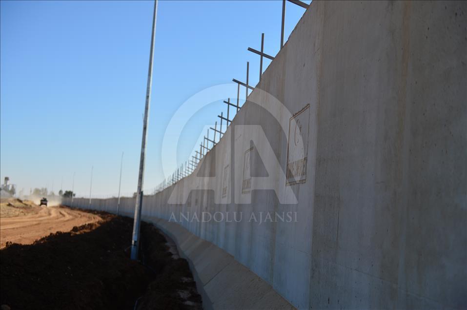 "Türk Seddi"nin inşası sürüyor