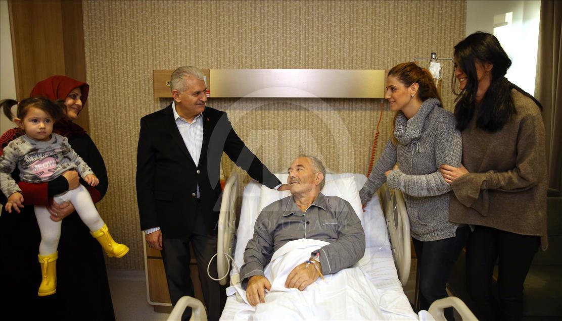 بازدید نخست‌وزیر ترکیه از بیمارستانی در استانبول