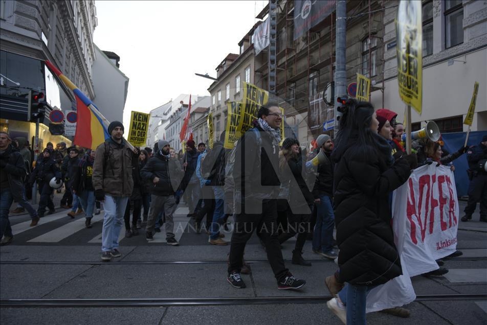 Viyana'da Norbert Hofer'a karşı protesto
