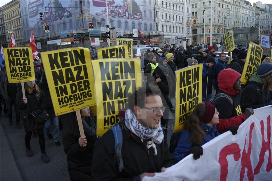 Viyana'da Norbert Hofer'a karşı protesto