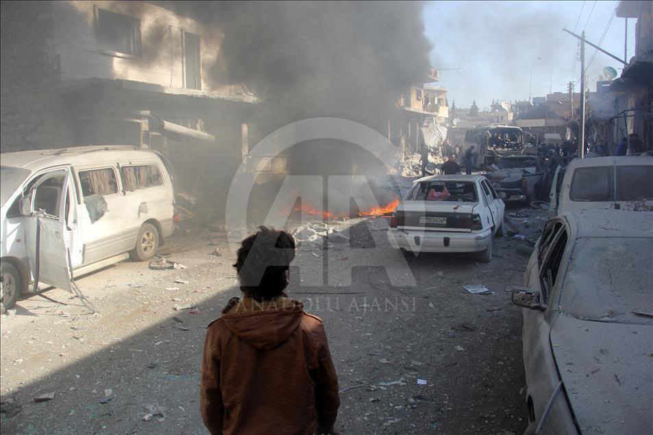 İdlib'te yerleşim yerine saldırı