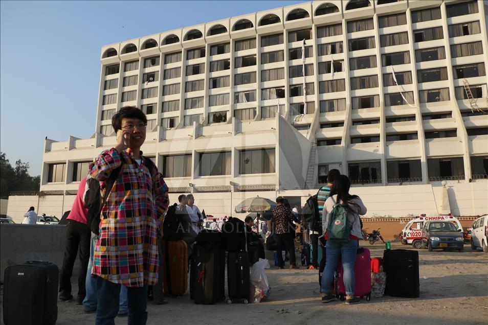 11 killed, 75 injured in Karachi Hotel Fire