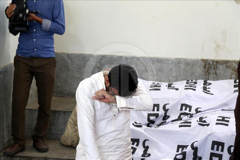 11 killed, 75 injured in Karachi Hotel Fire