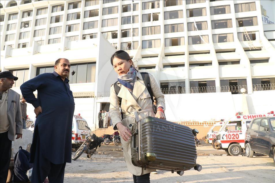 11 killed, 75 injured in Karachi Hotel Fire