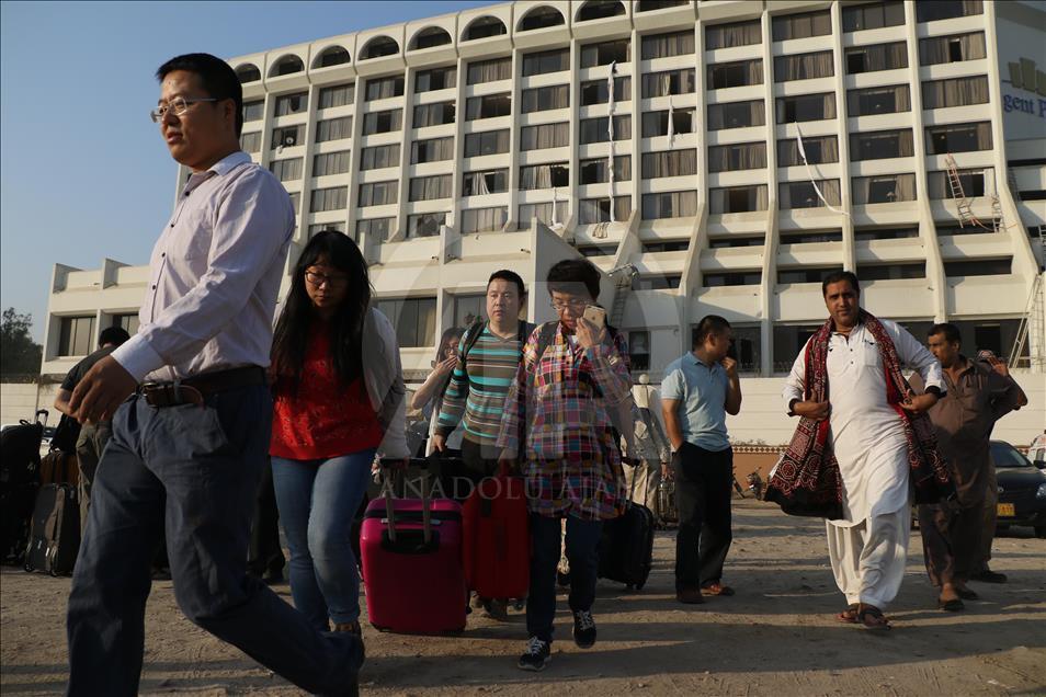 11 killed, 75 injured in Karachi Hotel Fire