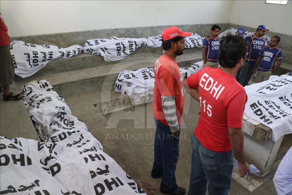11 killed, 75 injured in Karachi Hotel Fire