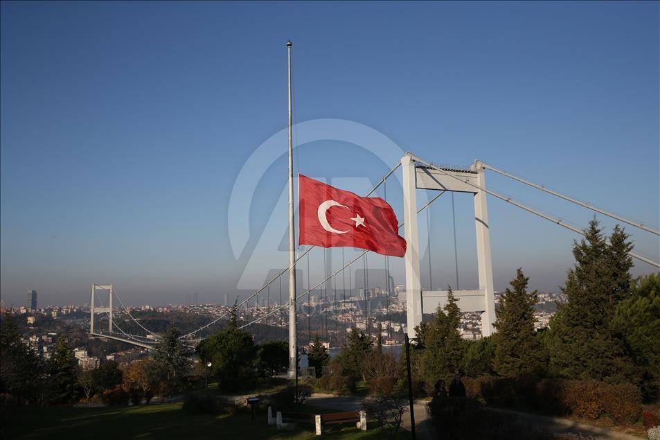 İstanbul'daki terör saldırısı nedeniyle ülkede milli yas ilan edildi