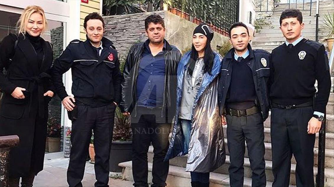 Sanatçılardan polis merkezlerine ziyaret