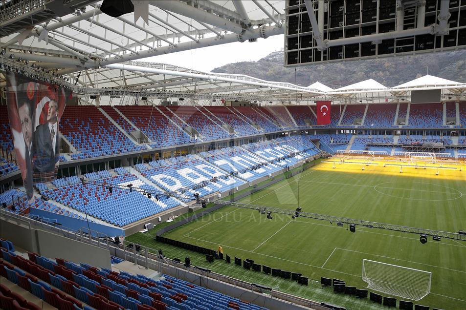 "Akyazı Stadı, nice zaferlere ev sahipliği yapacak"
