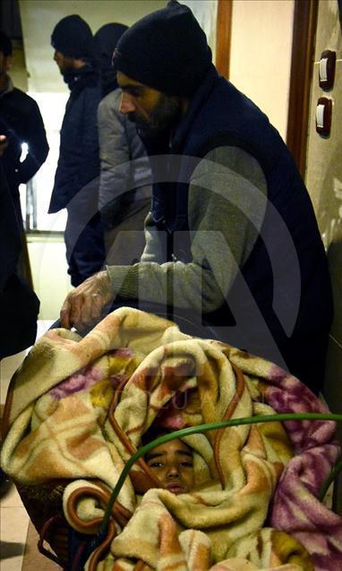 Evacuation of civilians in Aleppo 18