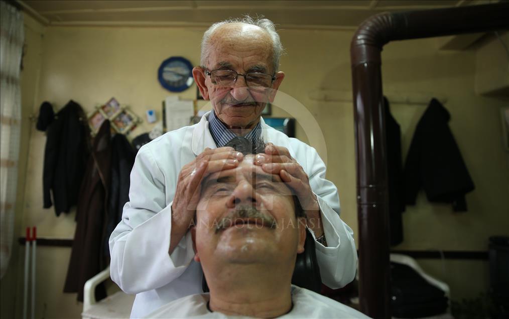 Kore gazisi usturasından 75 yıldır vazgeçmiyor