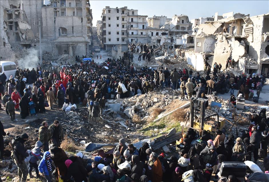 Evacuation of civilians in Aleppo