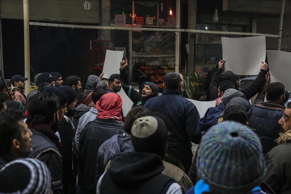Demonstration for Aleppo in Damascus
