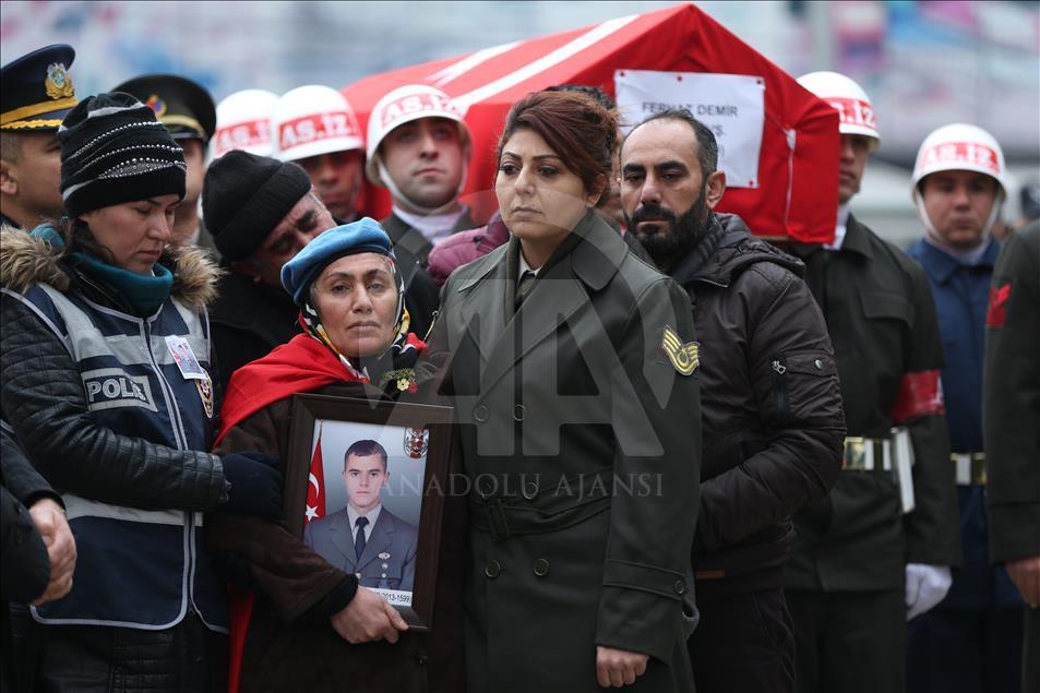 Şehitlerimizi uğurluyoruz